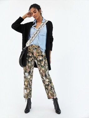 Anthropologie Pilcro Ultra High-Rise Relaxed Carpenter Jeans Womens Size 29